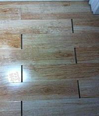 木地板出现缝隙是什么原因 地板出现缝隙怎么解决