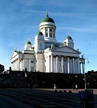 芬兰首都的历史景点和特产推荐
